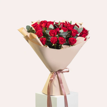 25 Red Roses